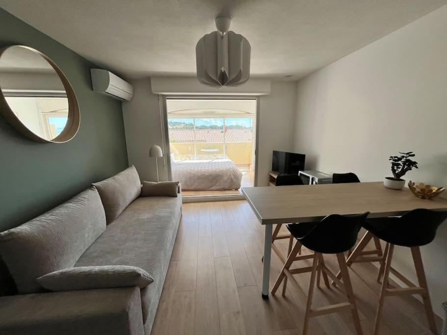 Studio Vue Mer Avec Piscine Et Terrain De Tennis Соссе-ле-Пен Екстер'єр фото